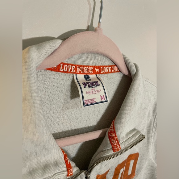 VICTORIA SECRET PINK Chicago Bears Quarter Zip Sweatshirt - Picture 4 of 6